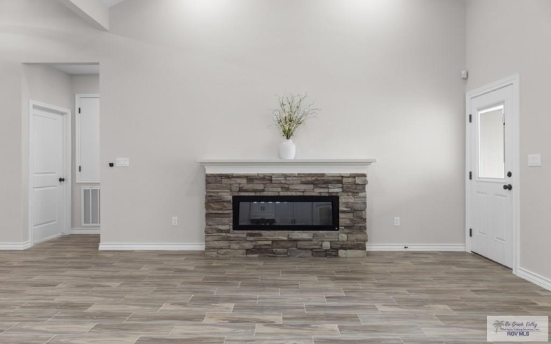 2401 BLUE SKY DR, WESLACO, TX 78596, 3 Bedrooms Bedrooms, ,2 BathroomsBathrooms,Residential,For Sale,2401 BLUE SKY DR,0,29772305