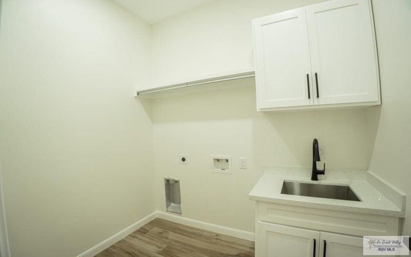 8514 BELLAGIO CIR, HARLINGEN, TX 78552, 4 Bedrooms Bedrooms, ,3 BathroomsBathrooms,Residential,For Sale,8514 BELLAGIO CIR,0,29772310