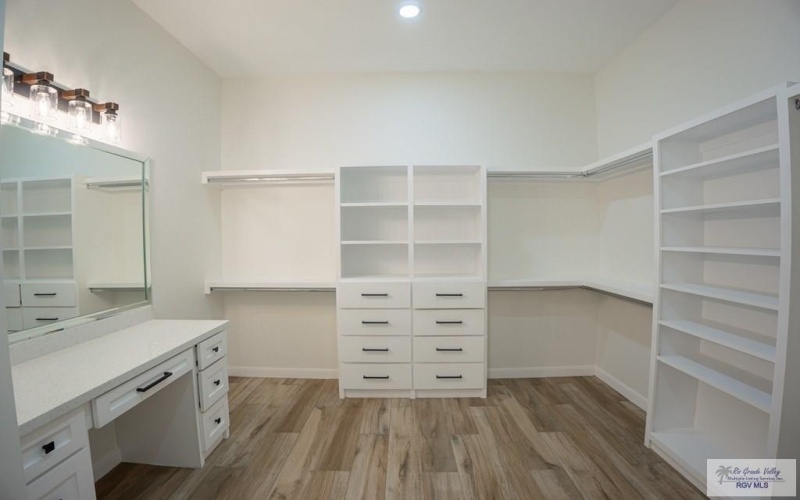 8514 BELLAGIO CIR, HARLINGEN, TX 78552, 4 Bedrooms Bedrooms, ,3 BathroomsBathrooms,Residential,For Sale,8514 BELLAGIO CIR,0,29772310