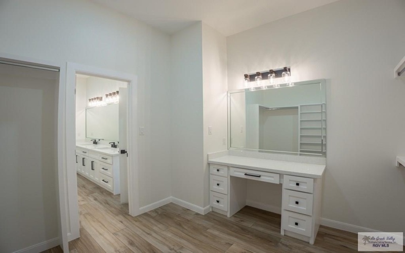 8514 BELLAGIO CIR, HARLINGEN, TX 78552, 4 Bedrooms Bedrooms, ,3 BathroomsBathrooms,Residential,For Sale,8514 BELLAGIO CIR,0,29772310