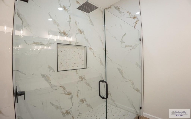 8514 BELLAGIO CIR, HARLINGEN, TX 78552, 4 Bedrooms Bedrooms, ,3 BathroomsBathrooms,Residential,For Sale,8514 BELLAGIO CIR,0,29772310