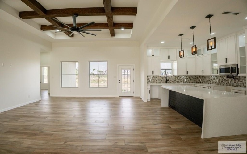 8514 BELLAGIO CIR, HARLINGEN, TX 78552, 4 Bedrooms Bedrooms, ,3 BathroomsBathrooms,Residential,For Sale,8514 BELLAGIO CIR,0,29772310