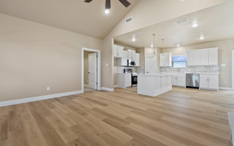 16706 N County Road 1200, Shallowater, TX 79363, 3 Bedrooms Bedrooms, ,2 BathroomsBathrooms,Residential,For Sale,16706 N County Road 1200,0,202602399