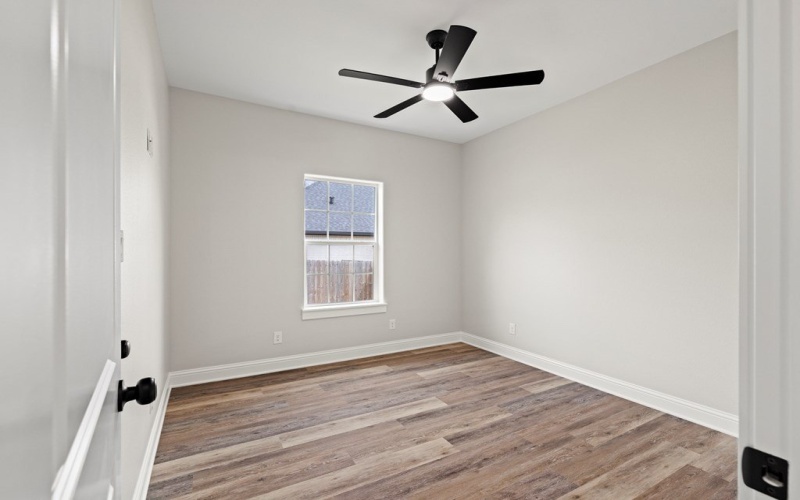 524 Burk Street, Nacogdoches, TX 75961, 4 Habitaciones Habitaciones , ,2 BañosBaños,Residential,En Venta,524 Burk Street,0,70010024