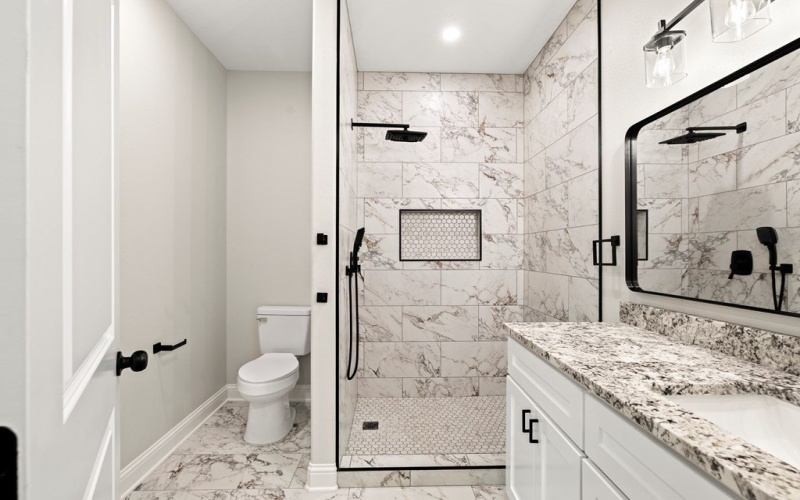 524 Burk Street, Nacogdoches, TX 75961, 4 Habitaciones Habitaciones , ,2 BañosBaños,Residential,En Venta,524 Burk Street,0,70010024