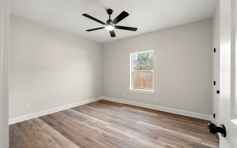 524 Burk Street, Nacogdoches, TX 75961, 4 Habitaciones Habitaciones , ,2 BañosBaños,Residential,En Venta,524 Burk Street,0,70010024