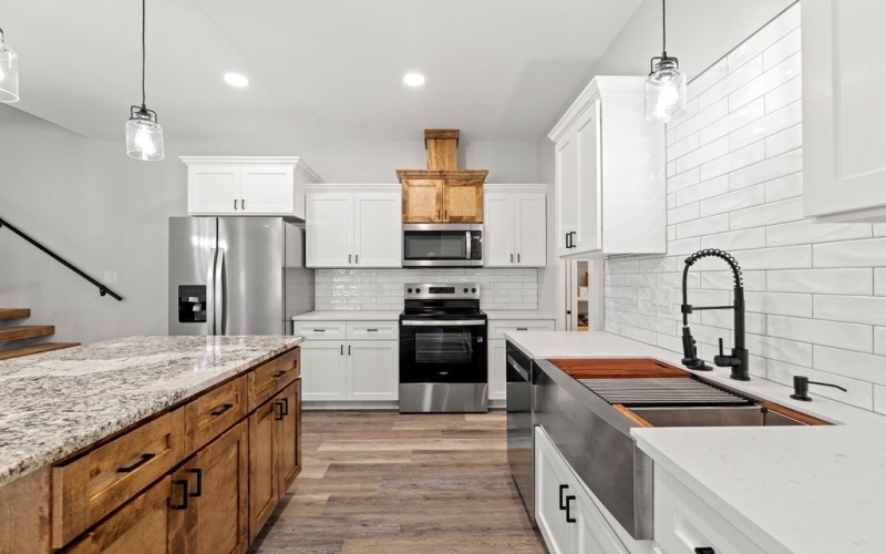 524 Burk Street, Nacogdoches, TX 75961, 4 Habitaciones Habitaciones , ,2 BañosBaños,Residential,En Venta,524 Burk Street,0,70010024