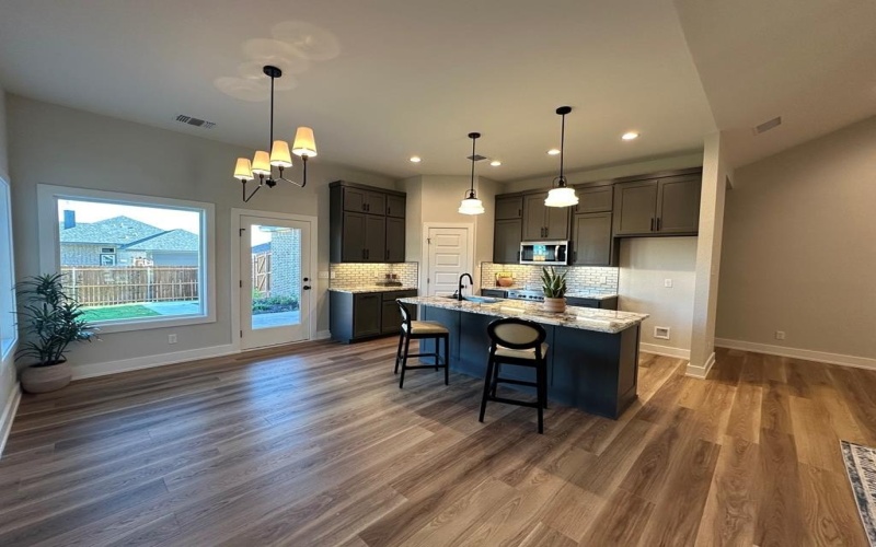 3606 Grandview Drive, San Angelo, TX 76904, 4 Bedrooms Bedrooms, ,3 BathroomsBathrooms,Residential,For Sale,3606 Grandview Drive,0,130172