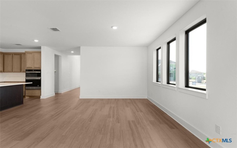 945 Nolte Bend, Seguin, TX 78155, 4 Bedrooms Bedrooms, ,3 BathroomsBathrooms,Residential,For Sale,945 Nolte Bend,0,605300