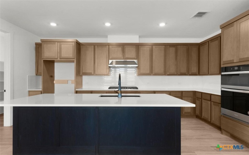 945 Nolte Bend, Seguin, TX 78155, 4 Bedrooms Bedrooms, ,3 BathroomsBathrooms,Residential,For Sale,945 Nolte Bend,0,605300