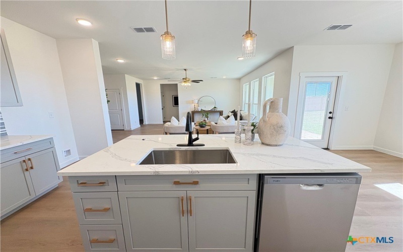 727 Liberty Park Drive, Belton, TX 76513, 4 Bedrooms Bedrooms, ,2 BathroomsBathrooms,Residential,For Sale,727 Liberty Park Drive,0,605319