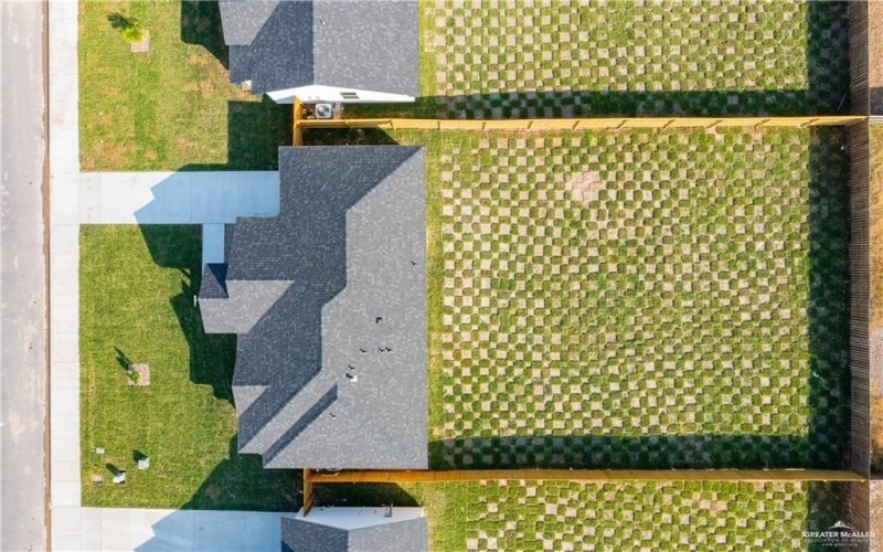 1710 Karianna Drive, Mercedes, TX 78570, 3 Bedrooms Bedrooms, ,2 BathroomsBathrooms,Residential,For Sale,1710 Karianna Drive,0,496528