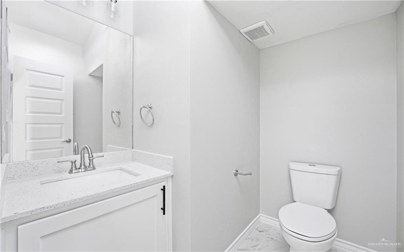 2408 E San Andrea Street unit: 4, Edinburg, TX 78504, 2 Bedrooms Bedrooms, ,2 BathroomsBathrooms,Residential,For Sale,2408 E San Andrea Street unit: 4,0,496550