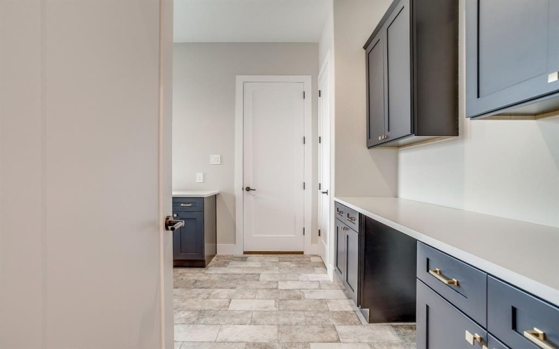 456 Acorn Trail, Granbury, TX 76049, 4 Bedrooms Bedrooms, ,5 BathroomsBathrooms,Residential,For Sale,456 Acorn Trail,0,21186922