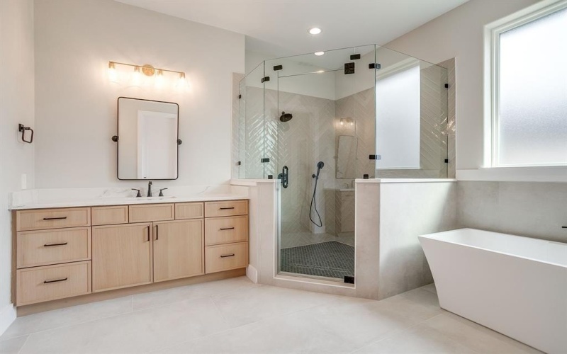 456 Acorn Trail, Granbury, TX 76049, 4 Bedrooms Bedrooms, ,5 BathroomsBathrooms,Residential,For Sale,456 Acorn Trail,0,21186922