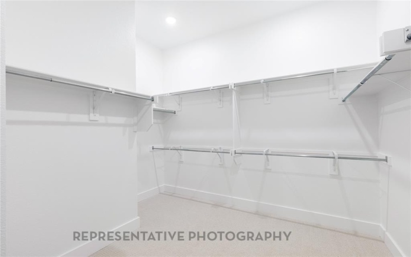 9909 Morning Cloak Drive, Denton, TX 76207, 4 Bedrooms Bedrooms, ,5 BathroomsBathrooms,Residential,For Sale,9909 Morning Cloak Drive,0,21187390