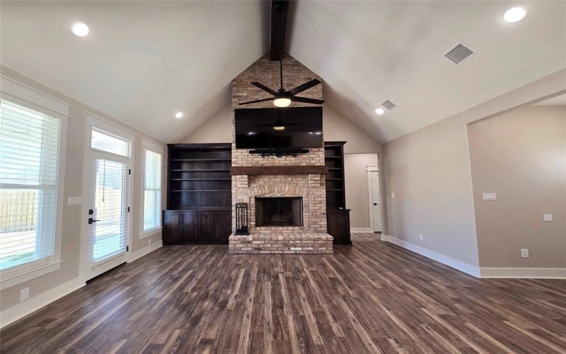 139 Green Meadow, Van, TX 75790, 3 Bedrooms Bedrooms, ,2 BathroomsBathrooms,Residential,For Sale,139 Green Meadow,0,21187652