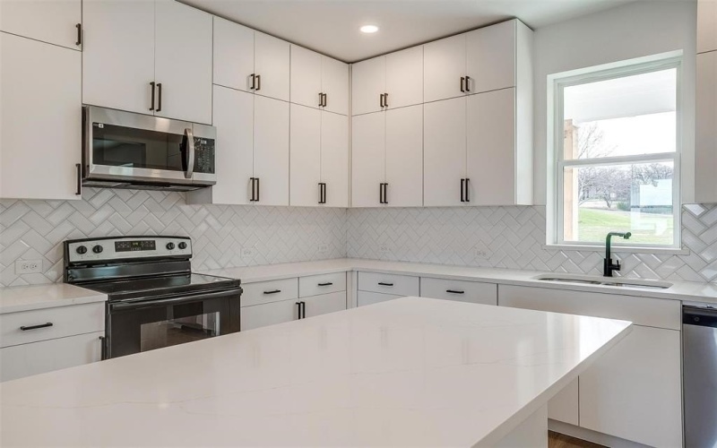 171 Tryall Court, Runaway Bay, TX 76426, 4 Bedrooms Bedrooms, ,2 BathroomsBathrooms,Residential,For Sale,171 Tryall Court,0,21187764