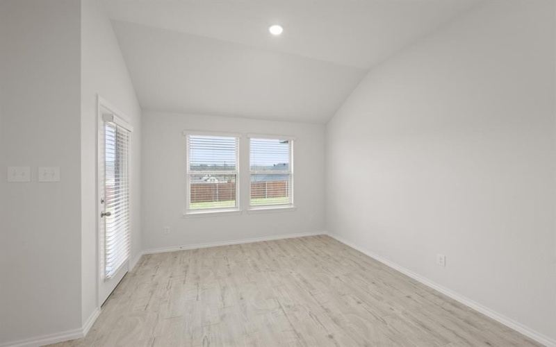 2641 River Bank Drive, Burleson, TX 76028, 4 Habitaciones Habitaciones , ,3 BañosBaños,Residential,En Venta,2641 River Bank Drive,0,21187871