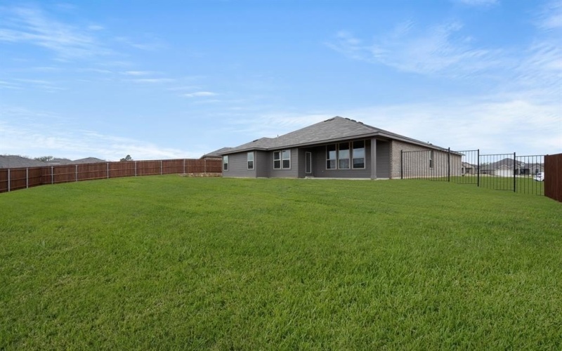 2641 River Bank Drive, Burleson, TX 76028, 4 Habitaciones Habitaciones , ,3 BañosBaños,Residential,En Venta,2641 River Bank Drive,0,21187871