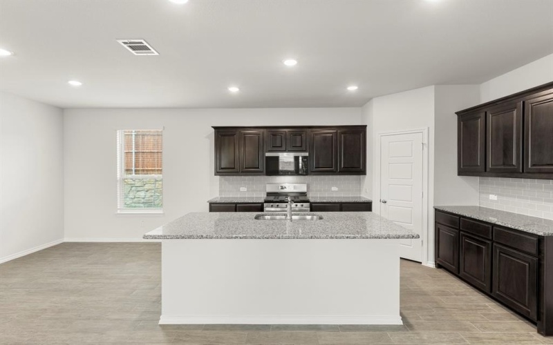 2500 McNally Drive, Mesquite, TX 75149, 3 Habitaciones Habitaciones , ,2 BañosBaños,Residential,En Venta,2500 McNally Drive,0,21187881