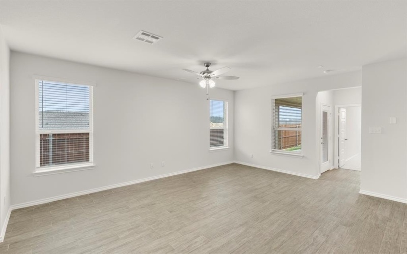 2500 McNally Drive, Mesquite, TX 75149, 3 Habitaciones Habitaciones , ,2 BañosBaños,Residential,En Venta,2500 McNally Drive,0,21187881