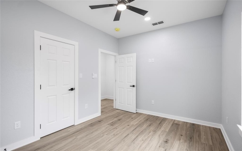 928 Duckenfield, Tyler, TX 75701, 3 Habitaciones Habitaciones , ,2 BañosBaños,Residential,En Venta,928 Duckenfield,0,21188214