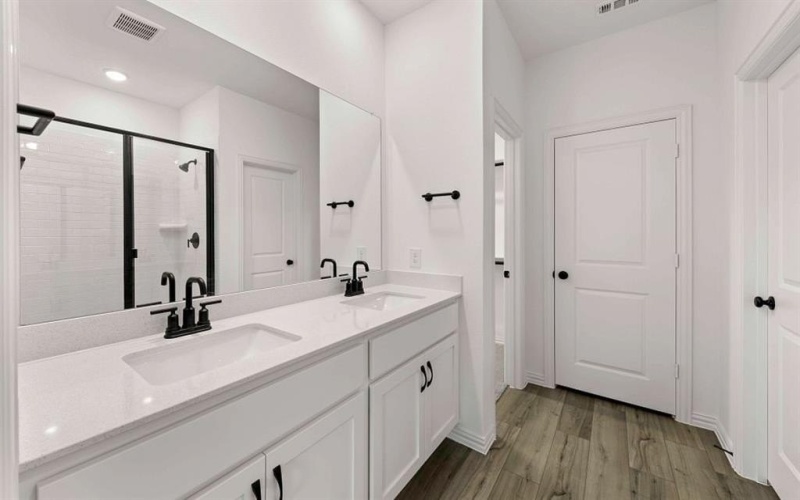 1924 Wishon Road, Celina, TX 75009, 4 Bedrooms Bedrooms, ,3 BathroomsBathrooms,Residential,For Sale,1924 Wishon Road,0,21188386