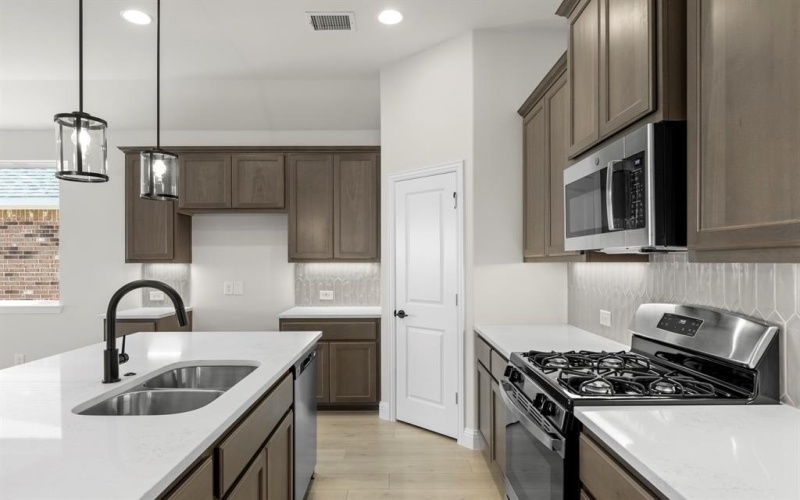 3112 Goldfinch Drive, Royse City, TX 75189, 4 Bedrooms Bedrooms, ,2 BathroomsBathrooms,Residential,For Sale,3112 Goldfinch Drive,0,21188389