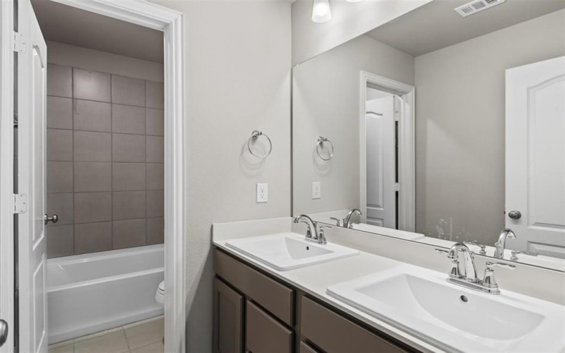 256 Territory - #19, Fort Worth, TX 76120, 3 Bedrooms Bedrooms, ,2 BathroomsBathrooms,Residential,For Sale,256 Territory -,0,21188399