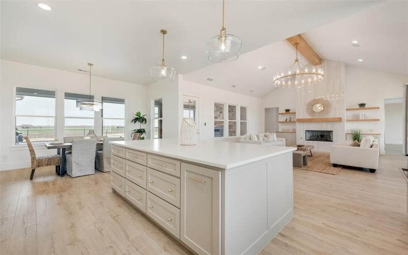 384 Edwards Road, Rockwall, TX 75032, 4 Habitaciones Habitaciones , ,5 BañosBaños,Residential,En Venta,384 Edwards Road,0,21180584