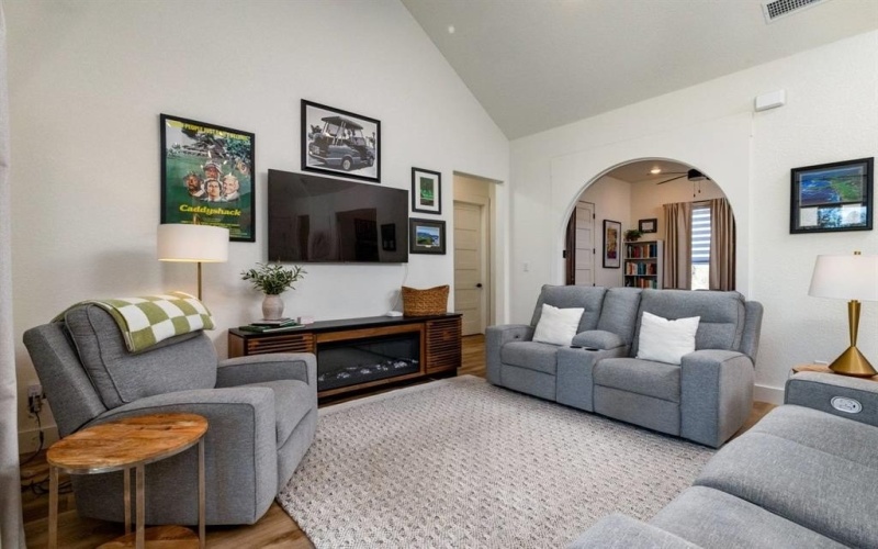 258 Motes Court, Runaway Bay, TX 76426, 3 Bedrooms Bedrooms, ,2 BathroomsBathrooms,Residential,For Sale,258 Motes Court,0,21182054