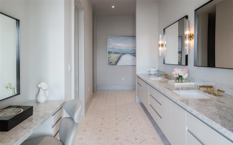 4205 Buena Vista Street #501, Dallas, TX 75205, 4 Bedrooms Bedrooms, ,5 BathroomsBathrooms,Residential,For Sale,4205 Buena Vista Street,0,21183957