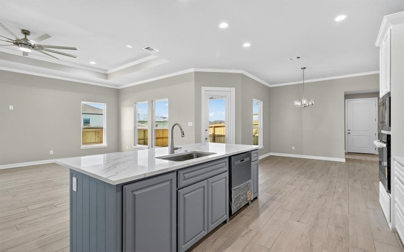 2701 Lannister, Corpus Christi, TX 78415, 4 Habitaciones Habitaciones , ,2 BañosBaños,Residential,En Venta,2701 Lannister,0,472163