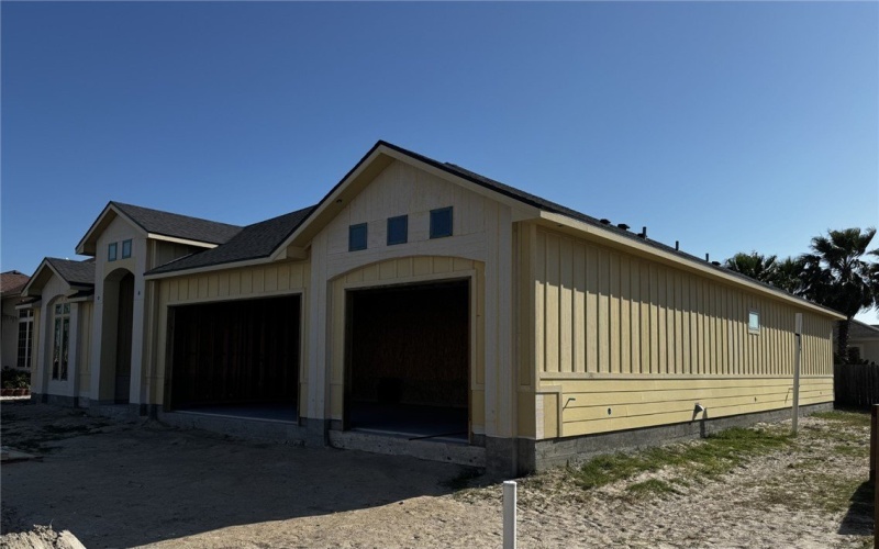 15882 El Soccorro Loop, Corpus Christi, TX 78418, 4 Bedrooms Bedrooms, ,3 BathroomsBathrooms,Residential,For Sale,15882 El Soccorro Loop,0,472177