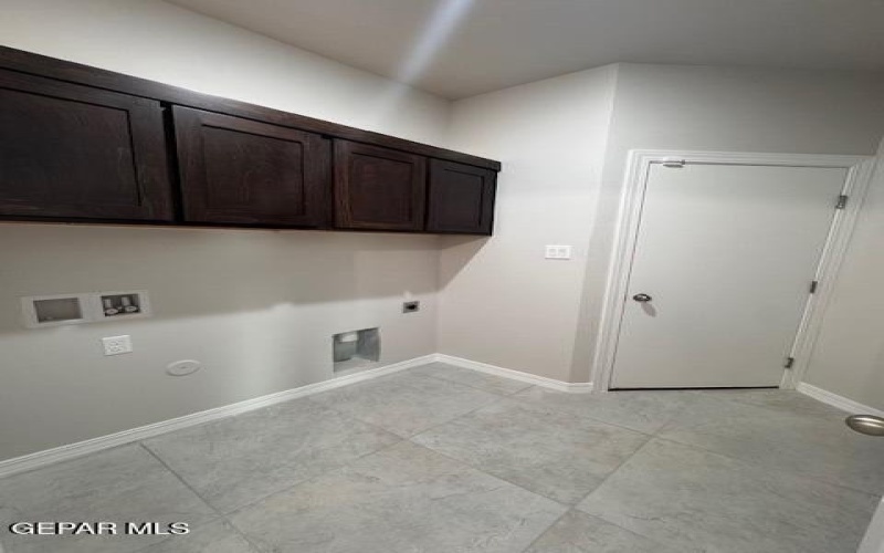 7707 CALIFORNIA STAGE Street, Vinton, TX 79821, 4 Bedrooms Bedrooms, ,1 BathroomBathrooms,Residential,For Sale,7707 CALIFORNIA STAGE Street,0,938744