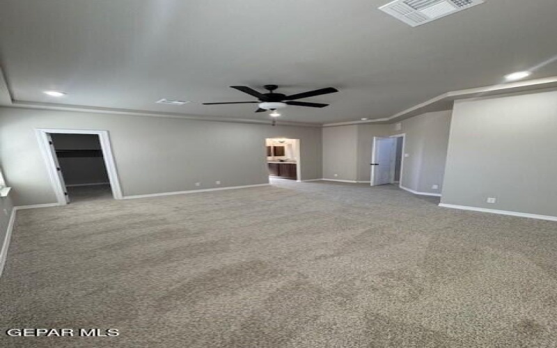 648 LOGWOOD Avenue, Canutillo, TX 79835, 4 Habitaciones Habitaciones , ,1 BañoBaños,Residential,En Venta,648 LOGWOOD Avenue,0,938749