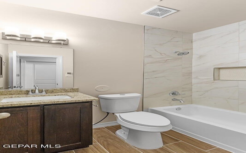 890 HARPENDEM Drive, Horizon City, TX 79928, ,Residential,En Venta,890 HARPENDEM Drive,0,938760