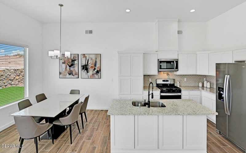 15137 Expectation Avenue, El Paso, TX 79938, 4 Habitaciones Habitaciones , ,1 BañoBaños,Residential,En Venta,15137 Expectation Avenue,0,938761