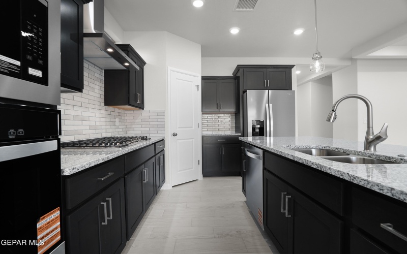 12760 Viendo Norte Drive, El Paso, TX 79934, 3 Habitaciones Habitaciones , ,2 BañosBaños,Residential,En Venta,12760 Viendo Norte Drive,0,938769