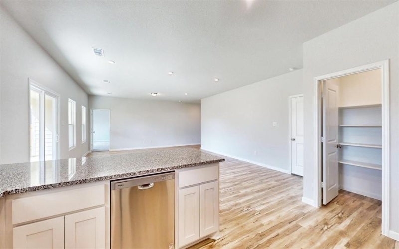 106 Cooper Drive, Cleburne, TX 76031, 3 Habitaciones Habitaciones , ,2 BañosBaños,Residential,En Venta,106 Cooper Drive,20606011