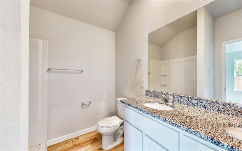 106 Cooper Drive, Cleburne, TX 76031, 3 Habitaciones Habitaciones , ,2 BañosBaños,Residential,En Venta,106 Cooper Drive,20606011