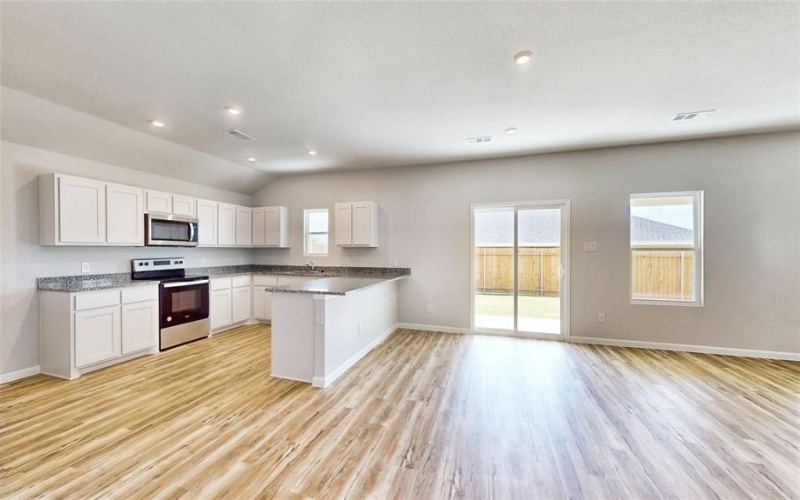 106 Cooper Drive, Cleburne, TX 76031, 3 Habitaciones Habitaciones , ,2 BañosBaños,Residential,En Venta,106 Cooper Drive,20606011