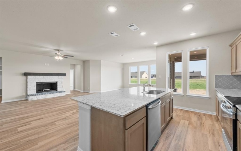 2907 Mossy Oak Drive, Oak Ridge, TX 75160, 4 Habitaciones Habitaciones , ,3 BañosBaños,Residential,En Venta,2907 Mossy Oak Drive,20649926