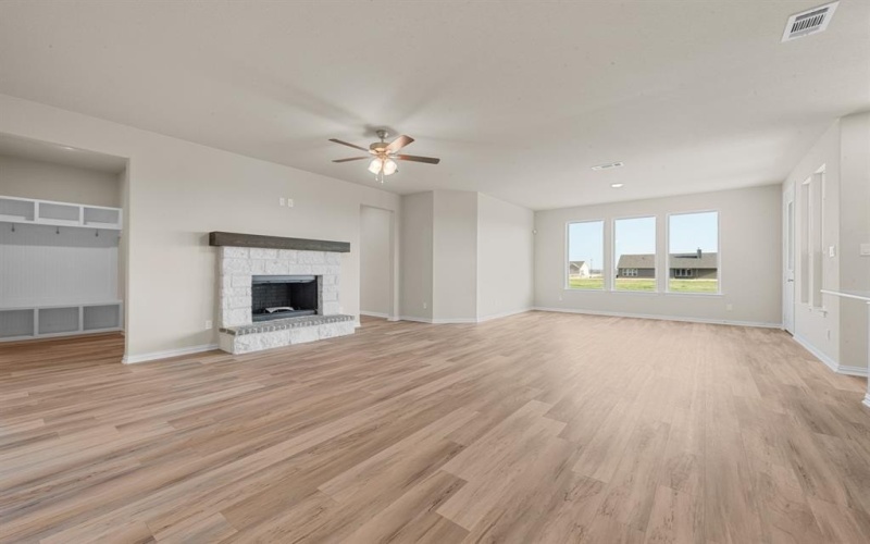 2907 Mossy Oak Drive, Oak Ridge, TX 75160, 4 Habitaciones Habitaciones , ,3 BañosBaños,Residential,En Venta,2907 Mossy Oak Drive,20649926