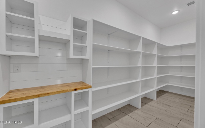 12877 KINGSBURY Avenue, El Paso, TX 79928, 4 Habitaciones Habitaciones , ,6 BañosBaños,Residential,En Venta,12877 KINGSBURY Avenue,0,938807