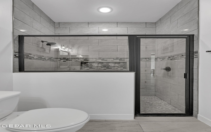 12877 KINGSBURY Avenue, El Paso, TX 79928, 4 Habitaciones Habitaciones , ,6 BañosBaños,Residential,En Venta,12877 KINGSBURY Avenue,0,938807