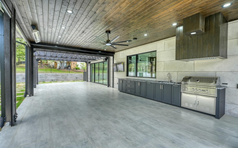 405 Bay West Blvd, Horseshoe Bay, TX 78657, 5 Bedrooms Bedrooms, ,6 BathroomsBathrooms,Residential,For Sale,405 Bay West Blvd,0,174217