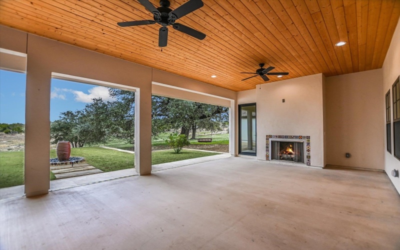 401 Eagle Ridge, Burnet, TX 78611, 4 Bedrooms Bedrooms, ,3 BathroomsBathrooms,Residential,For Sale,401 Eagle Ridge,0,176622