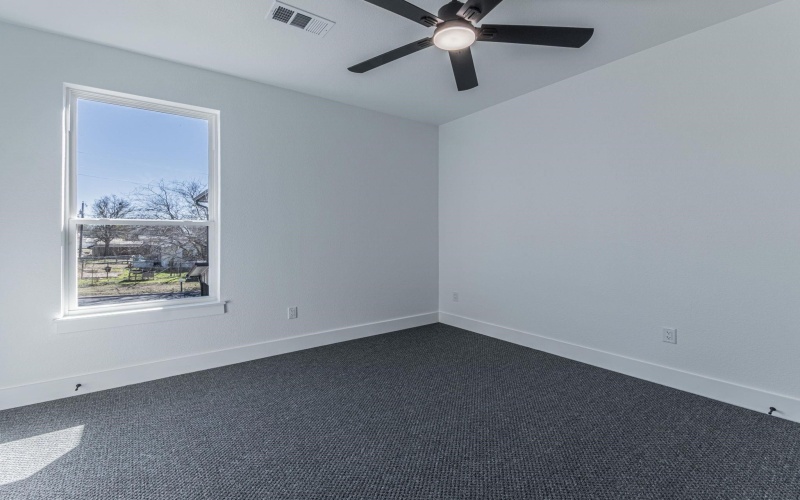 1010 E Marble Street, Burnet, TX 78611, 6 Habitaciones Habitaciones , ,5 BañosBaños,Residential Multi Family,En Venta,1010 E Marble Street,0,176626